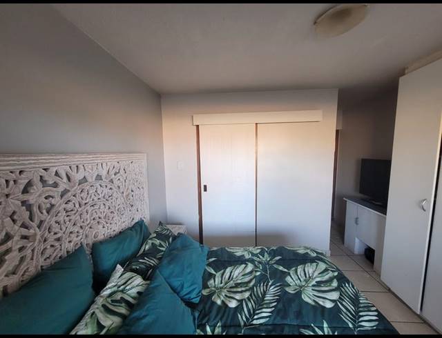 2 BEDROOM PROPERTY TO RENT IN HEIDERAND